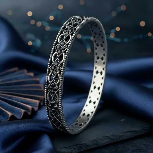 SINIMU – Celestia Bangle SILVER