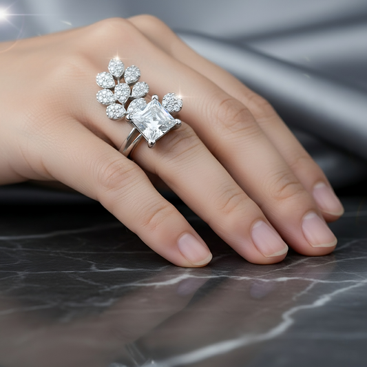 SINIMU – Regal Bloom Crest Ring | Square-Cut Adjustable